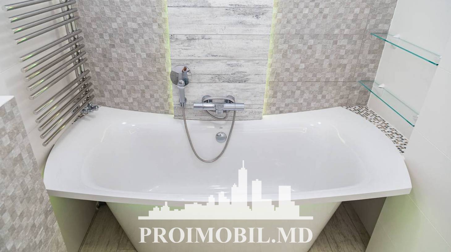 https://images.proimobil.md/L6aZgD00qAGSFg3D-eCeldlmuPOk4YTjopMapH32p0k/watermark:0.75:so:0:30:0.39/resize:fill:1460:816:1/gravity:ce/bG9jYWw6Ly8vZXN0YXRlL2xyL2ZkNzliMTgxLTBjY2YtNDBhZC04NjgyLWJmNjg1Yjc0MWJiZC5qcGVn