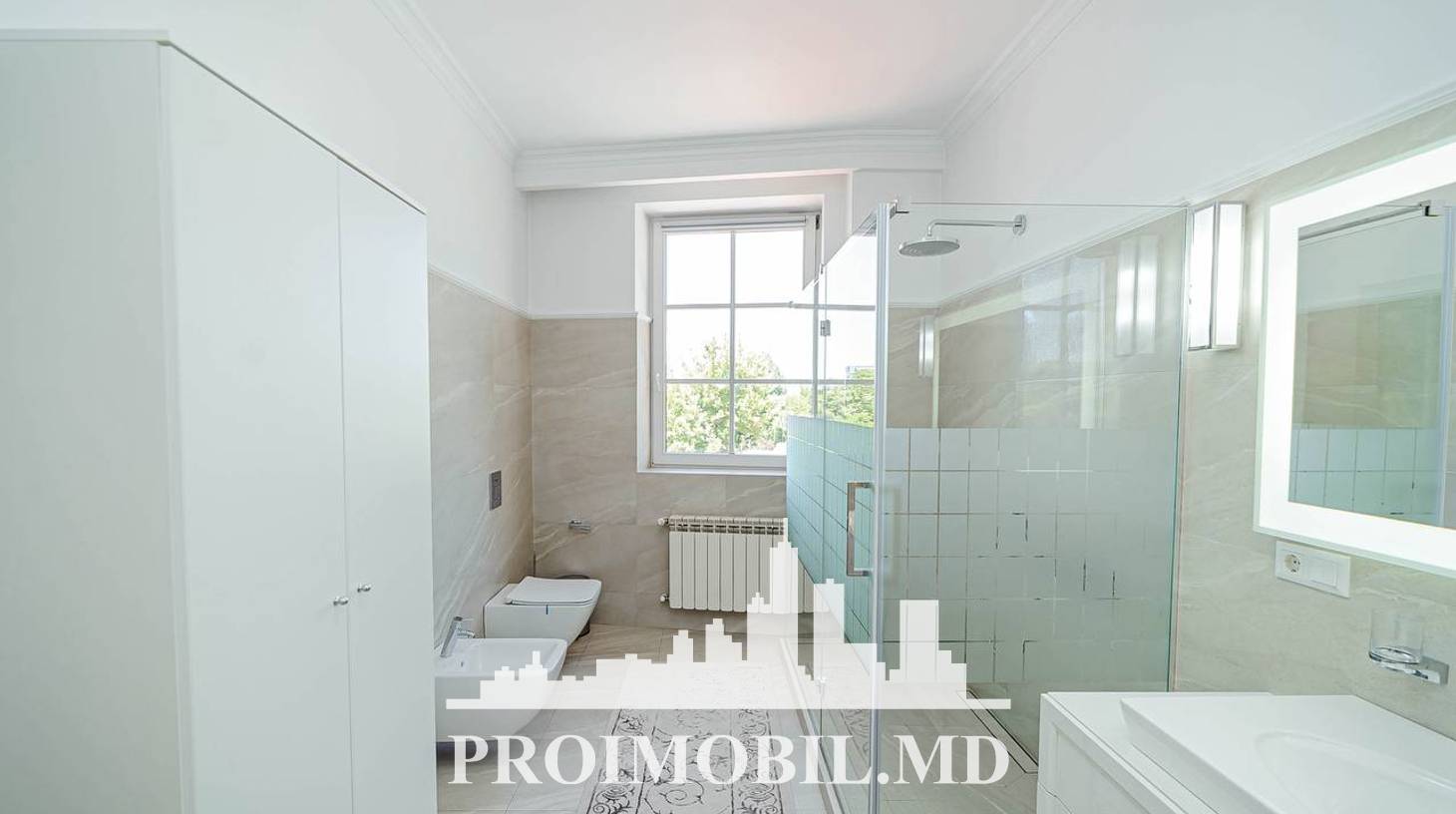 https://images.proimobil.md/L74yj1LyrT7KSeCnA5v-wS8bxeFUWqQSm4NI9Tm0LAg/watermark:0.75:so:0:30:0.39/resize:fill:1460:816:1/gravity:ce/bG9jYWw6Ly8vZXN0YXRlL2xyL2Y3OGYxYjhlLWU3MmMtNDk4MS04YWJlLWRjNjU1YjEyNDA3Yi5qcGVn