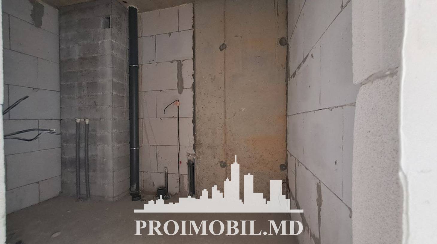 https://images.proimobil.md/L7L6uytHifJwQ95xrc3AJflgCq3spPat4rLbrgknWoY/watermark:0.75:so:0:30:0.39/resize:fill:1460:816:1/gravity:ce/bG9jYWw6Ly8vZXN0YXRlL2xyLzk5YzlmMmFlLWMxOGUtNDZlNC05Mjk3LTk3NGZkNjhkMjMzZC5qcGVn