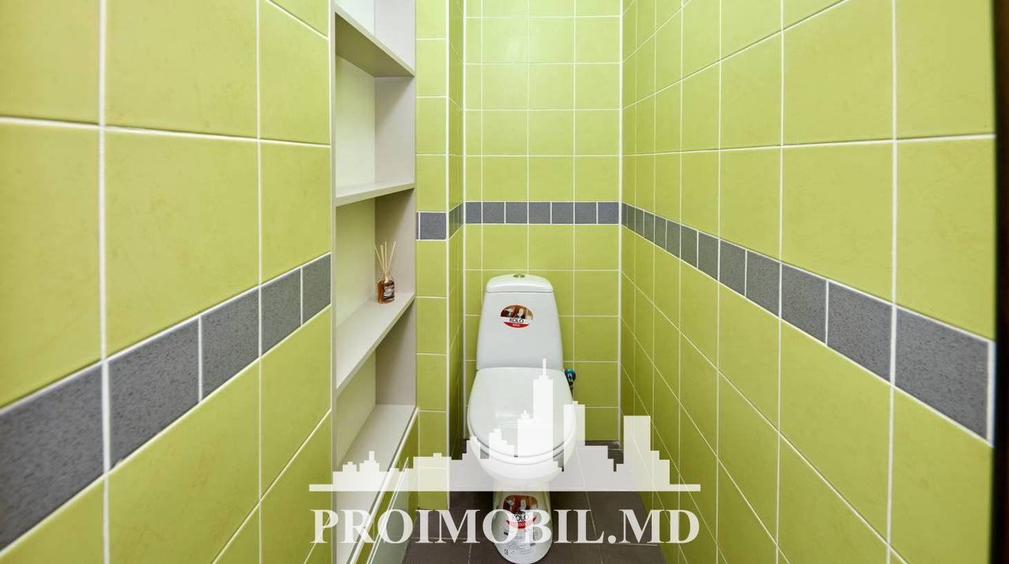 https://images.proimobil.md/L7Tp1r9WYf6IWgCOm1v62Zwg84Qdo7BHf3vanhN5JR8/watermark:0.75:so:0:30:0.39/resize:fill:1460:816:1/gravity:ce/bG9jYWw6Ly8vZXN0YXRlL2xyL2MxY2Q5ODdmLTAyZTEtNGIyMS1hZDhkLWNiOTU1YjgyNDdkOS5qcGVn