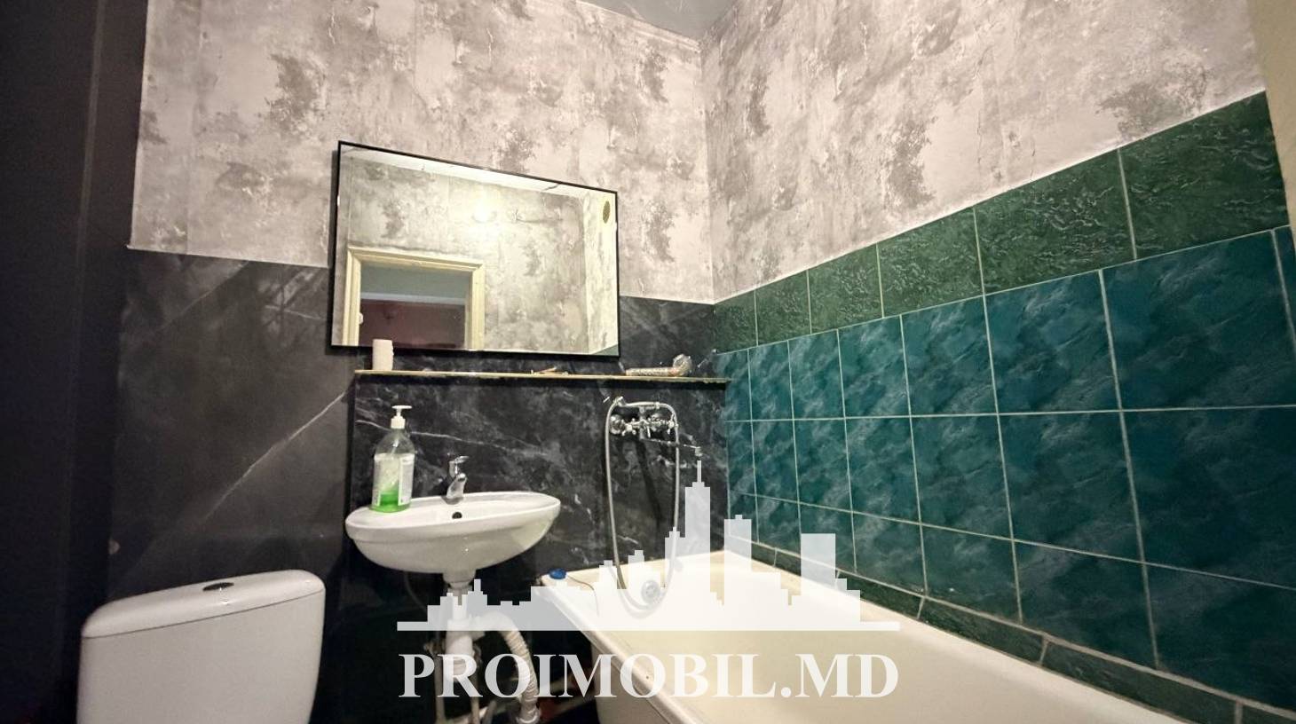 https://images.proimobil.md/L8PKimpMKnRCtFfFfyiKY1wIrsUfTmSAbFlAvaMuGfM/watermark:0.75:so:0:30:0.39/resize:fill:1460:816:1/gravity:ce/bG9jYWw6Ly8vZXN0YXRlL2xyLzYxNTUxZmUzLWMwYTItNGNjOS1hNDBiLTRmNjMxZDVkMzk2MS5qcGVn
