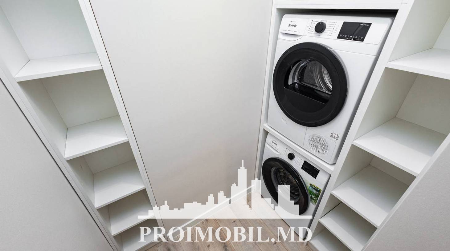 https://images.proimobil.md/L8Veoht3OnFvCn-815gjQuP54SzceWSfOQeXfn5r1jc/watermark:0.75:so:0:30:0.39/resize:fill:1460:816:1/gravity:ce/bG9jYWw6Ly8vZXN0YXRlL2xyLzc0ODkwNzg5LWU5OWItNGExZS1iNTkyLWYzMWE0N2NlNzg4NS5qcGVn