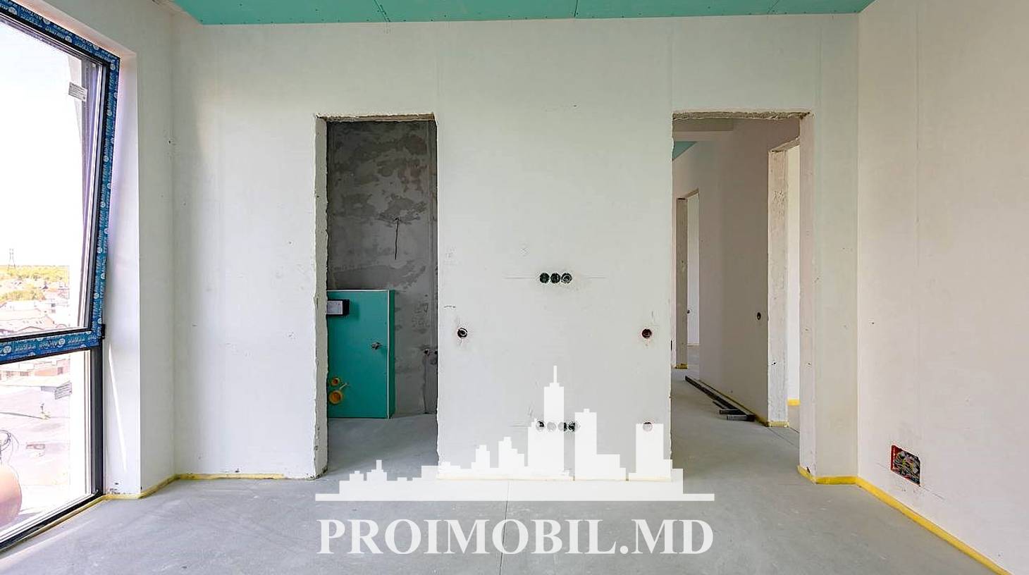 https://images.proimobil.md/LE0XEFeZ_BcxQgZCWj4boY2a9bH2G3va9rGkwAAeOx4/watermark:0.75:so:0:30:0.39/resize:fill:1460:816:1/gravity:ce/bG9jYWw6Ly8vZXN0YXRlL2xyLzkwMGUzYjQ3LTk2OGItNDc1YS1iNWNlLTczZjE0MmY2YWYxZC5qcGVn