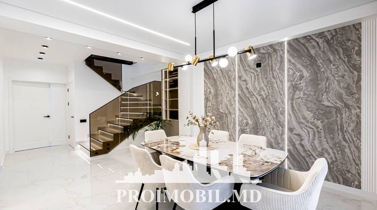 https://images.proimobil.md/LEcuthOesHWpVmKivye5xJ-gP--4wI3-kgjjByjDFa0/watermark:0.75:so:0:30:0.39/resize:fill:1460:816:1/gravity:ce/bG9jYWw6Ly8vZXN0YXRlL2xyLzc5NmEyNGNkLWI4ZWYtNGFlMC05MDAxLTA3YTA1NTMyN2NhNi5qcGVn