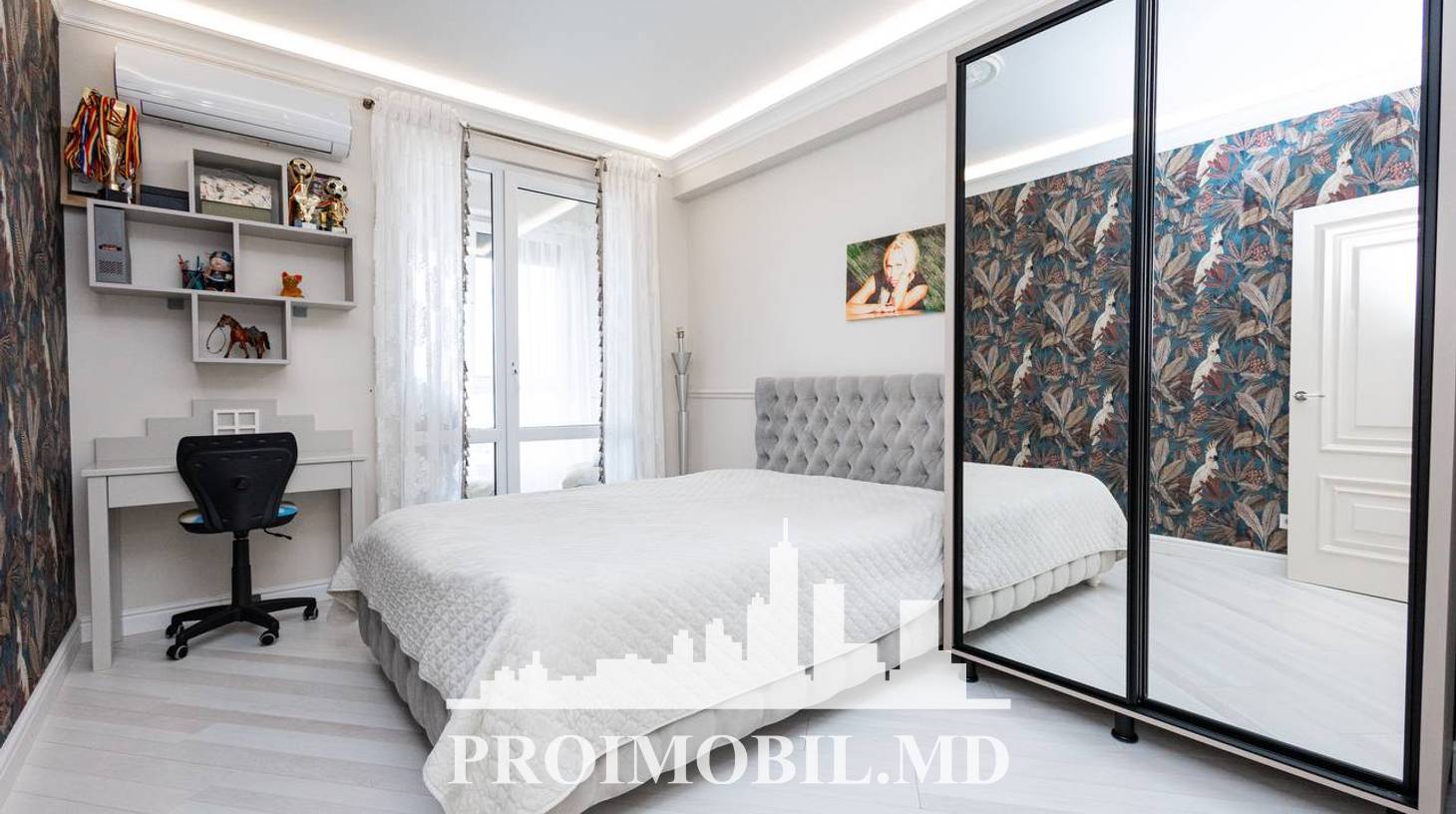 https://images.proimobil.md/LFT2Rms_6-Qqt147VkZCU87kVosn8sSKHuCur74y8wA/watermark:0.75:so:0:30:0.39/resize:fill:1460:816:1/gravity:ce/bG9jYWw6Ly8vZXN0YXRlL2xyL2I2MWRmMGNmLWIwZGMtNGQwNC1hYTY5LTUzYWVhNjBmNGVkNC5qcGVn
