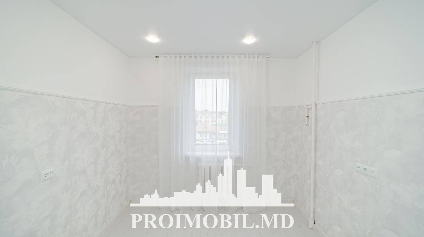 https://images.proimobil.md/LGI9j27GoRKeaTEa-wCA4Je3N_M_0_gx04OrTyQrIE0/watermark:0.75:so:0:30:0.39/resize:fill:1460:816:1/gravity:ce/bG9jYWw6Ly8vZXN0YXRlL2xyLzlkZDZhMDFiLTA4MDYtNGFhZC1iM2MxLWE5YjRlZjg2ZjA1Yy5qcGVn