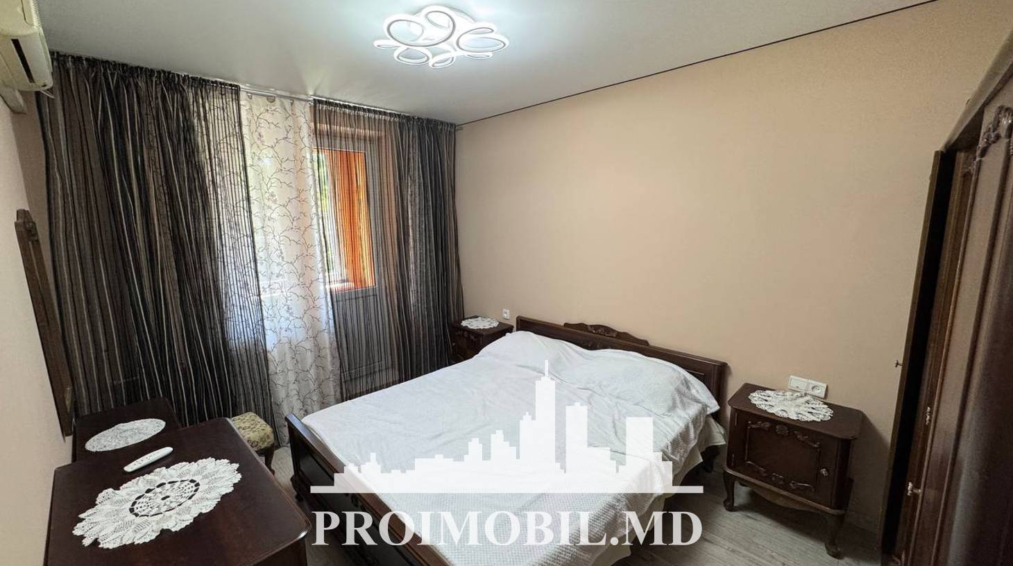 https://images.proimobil.md/LGPlUFn1Tdx5rFPqnHVZAjw6c2EpbMv-Z_ZovtO5LxU/watermark:0.75:so:0:30:0.39/resize:fill:1460:816:1/gravity:ce/bG9jYWw6Ly8vZXN0YXRlL2xyLzQ0ZmFmZGU5LWQyYTMtNGI5ZS1iNjQzLWQzNGFhODMwNGVkYS5qcGVn