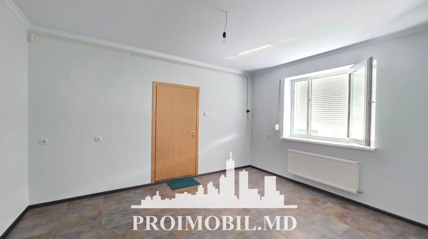 https://images.proimobil.md/LGhicRYH0HL00r-xeRB1RWzYaNqkPzuymnwnJzqHb3o/watermark:0.75:so:0:30:0.39/resize:fill:1460:816:1/gravity:ce/bG9jYWw6Ly8vZXN0YXRlL2xyL2MxZTQ2Njk4LWY4ODItNDhiNC04ODA4LWQ0MGEwMDdkMWRjNS5qcGVn