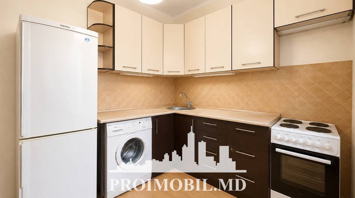 https://images.proimobil.md/LIxG5vF35Lnxd1uVgEE3eWbMQB6cao7ea_9nxHVISUY/watermark:0.75:so:0:30:0.39/resize:fill:1460:816:1/gravity:ce/bG9jYWw6Ly8vZXN0YXRlL2xyL2JmZDdjYTUyLWVhM2QtNDlkYy1hYjJmLTAwM2Y4MDNjZGFmYi5qcGVn