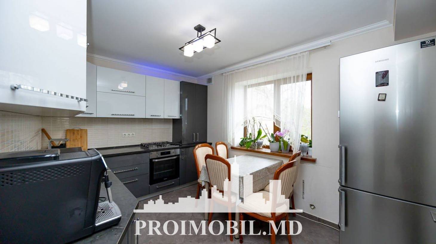 https://images.proimobil.md/LJivUzdoBWP7Pg8bcB6A-E4KtNORys00ssQR0ELxWeM/watermark:0.75:so:0:30:0.39/resize:fill:1460:816:1/gravity:ce/bG9jYWw6Ly8vZXN0YXRlL2xyLzg3MWE2NWE2LTc0NWItNDM4MC1hMTFlLWUxOWRlZmM1ZDUzMi5qcGVn
