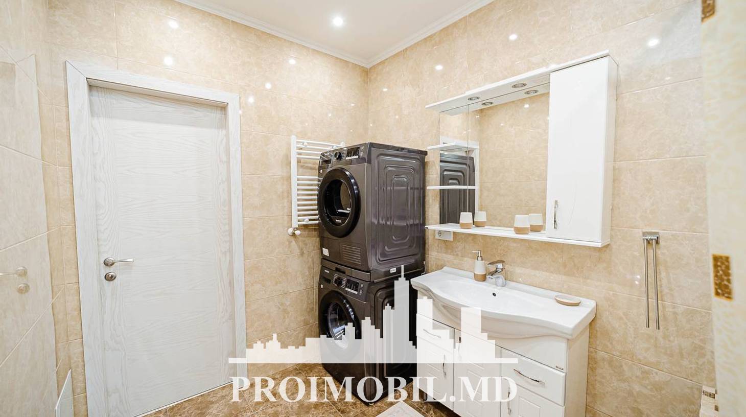 https://images.proimobil.md/LKVj_LHElZtbCxFpk7aBtEn3O57fmY4Qyydp_fkM06g/watermark:0.75:so:0:30:0.39/resize:fill:1460:816:1/gravity:ce/bG9jYWw6Ly8vZXN0YXRlL2xyL2VjNjJlMzFiLWY3NjktNDZkZC1hM2JiLWM1ZWE3Y2Y0YTk2MS5qcGVn