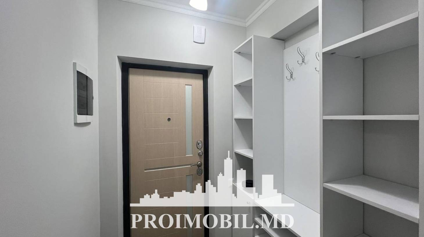 https://images.proimobil.md/LMO7MGc1WpT6GGjBXu339oo2fNsqjEeCQbvxJtACCrk/watermark:0.75:so:0:30:0.39/resize:fill:1460:816:1/gravity:ce/bG9jYWw6Ly8vZXN0YXRlL2xyL2Q4ZDQ2N2Y2LWMwNGQtNDhlYS1hNjBhLTlkZmM0MjNiN2E3My5qcGVn