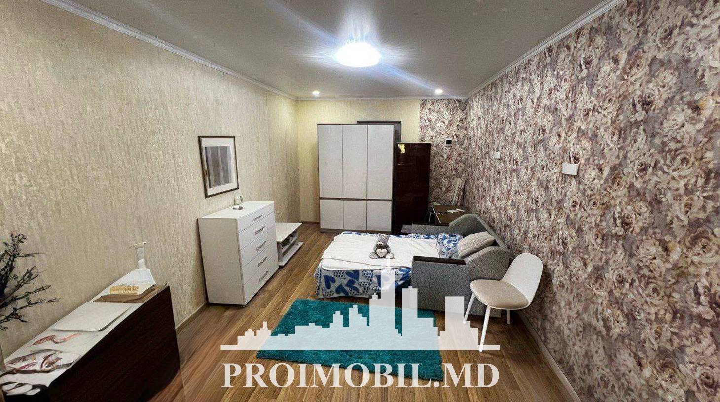 https://images.proimobil.md/LNeikuWi9E5BYJfV_2qdMEbtm1VZ-h7Z5K1MQB85B60/watermark:0.75:so:0:30:0.39/resize:fill:1460:816:1/gravity:ce/bG9jYWw6Ly8vZXN0YXRlL2xyLzEzMzdjMzg1LTlhMzktNDE4YS1hNTljLTkzZDRjOTBjNzUyMC5qcGVn