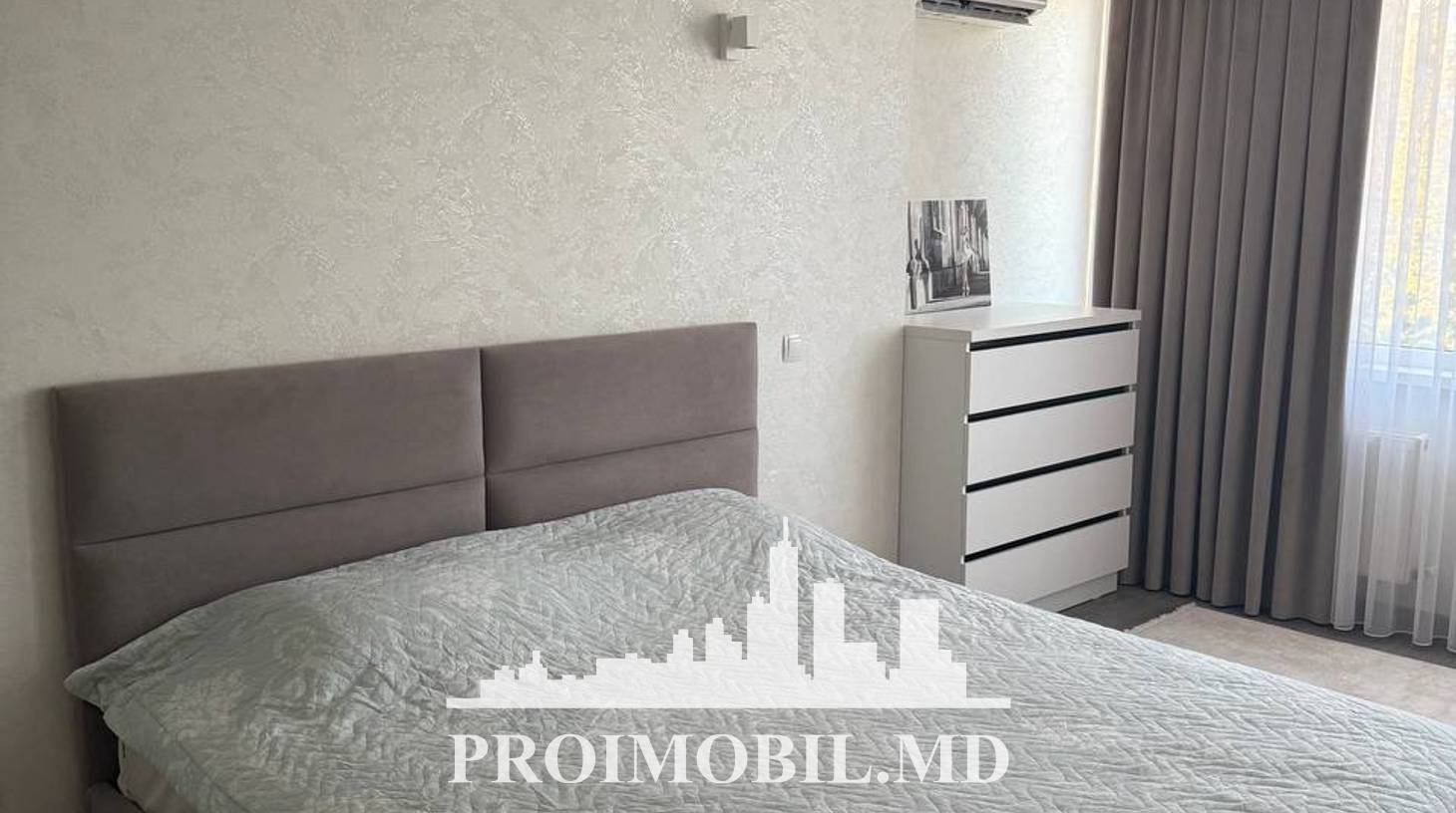 https://images.proimobil.md/LSs_YA0_kMxNVDr5IzIM0AyJ_zlzPFBqzkfLch57qyU/watermark:0.75:so:0:30:0.39/resize:fill:1460:816:1/gravity:ce/bG9jYWw6Ly8vZXN0YXRlL2xyL2YzNmQwOGUxLTkzYTEtNGYxYy1hZjYyLTFmNDcwZWM3MTMwMy5qcGVn