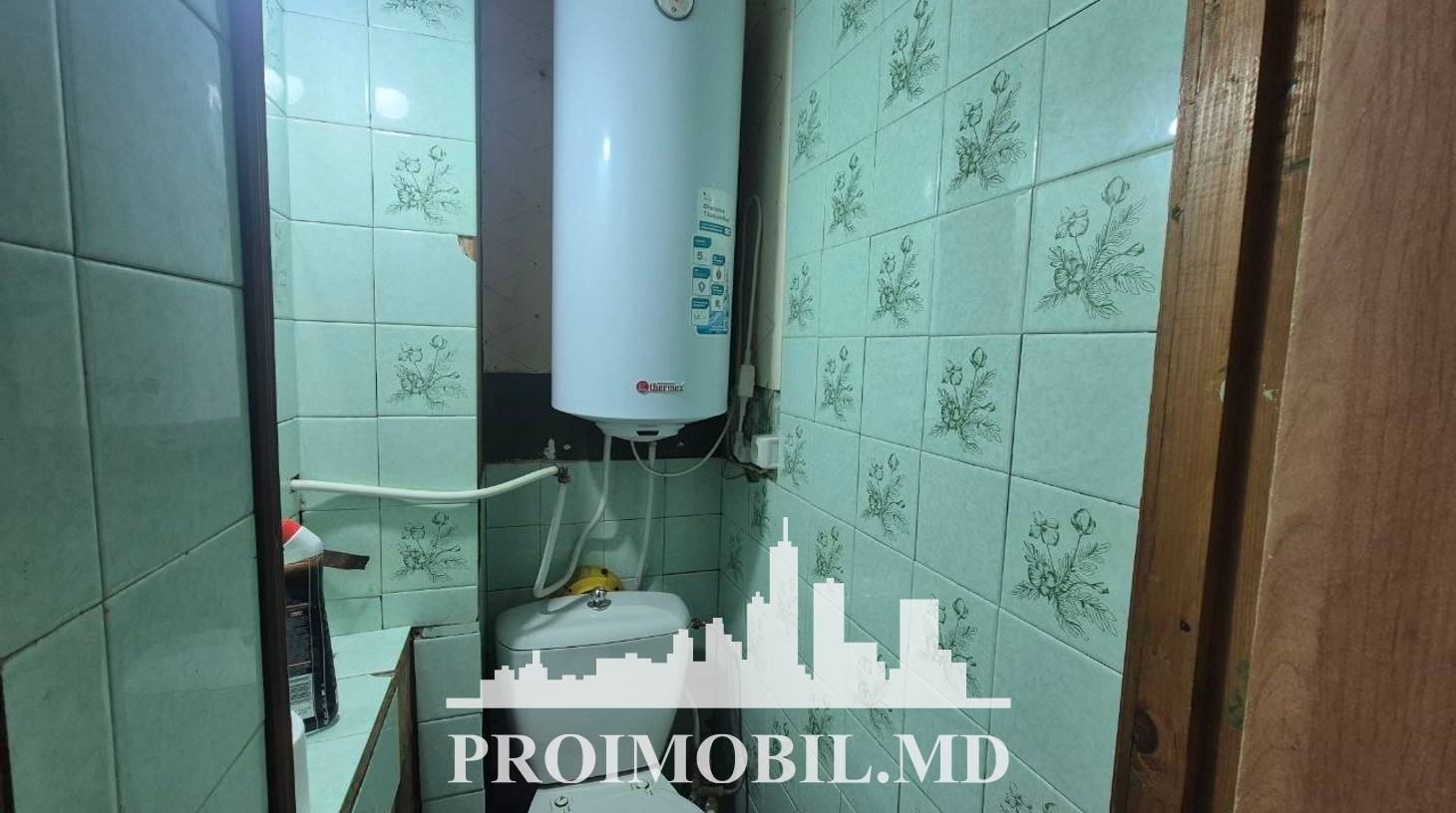 https://images.proimobil.md/LWVaY1NVXU7fg3YZE0C_VxUxD40Wswlxex6CpwkihXI/watermark:0.75:so:0:30:0.39/resize:fill:1460:816:1/gravity:ce/bG9jYWw6Ly8vZXN0YXRlL2xyLzNjZDA3NjQ5LWQzOTgtNDM3OC04ZTcwLTUzYWFhZTUzNDBiMy5qcGVn