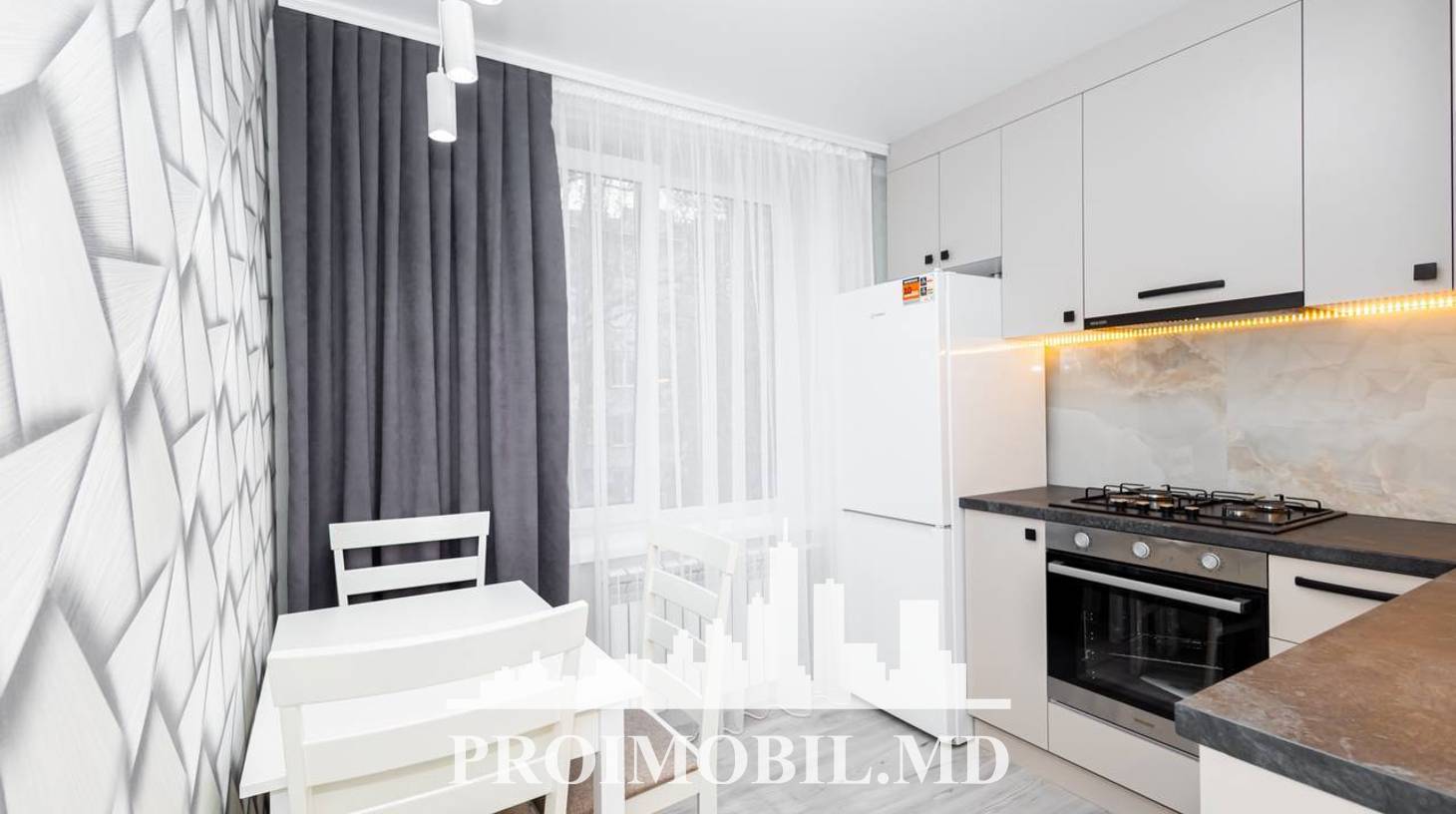 https://images.proimobil.md/LX01TPtIzmF-aiMSXKCfYl-Vp3K8zyTDa7IZln5RqCQ/watermark:0.75:so:0:30:0.39/resize:fill:1460:816:1/gravity:ce/bG9jYWw6Ly8vZXN0YXRlL2xyLzk2YzBhZGIzLTkxY2UtNGNhMy1hNTRhLTg3MWNlOWY3MGE5MC5qcGVn