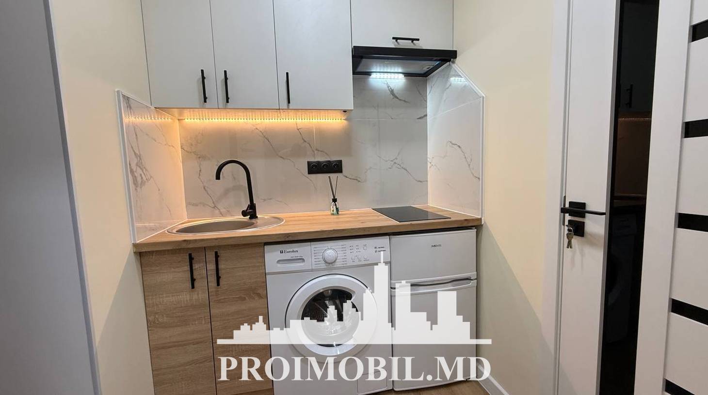 https://images.proimobil.md/LZogSZJn_4lV364lyldhuDNXgXIMmWvwQ_uuvjR55zQ/watermark:0.75:so:0:30:0.39/resize:fill:1460:816:1/gravity:ce/bG9jYWw6Ly8vZXN0YXRlL2xyLzJjOGQ3MjhhLTZkYWItNGYyOC1hY2M5LWE0ODhlNmE5OGI3OC5qcGVn