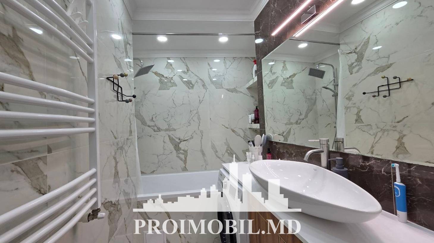 https://images.proimobil.md/LZp5Jp6q6OIwpYG28-9hpwHmgmMGqkedx1YqPpLgBEo/watermark:0.75:so:0:30:0.39/resize:fill:1460:816:1/gravity:ce/bG9jYWw6Ly8vZXN0YXRlL2xyLzczZTNjYmMxLTY4YjQtNGIxMC04NWI1LTcwZGU5YTUyZTAwNC5qcGVn
