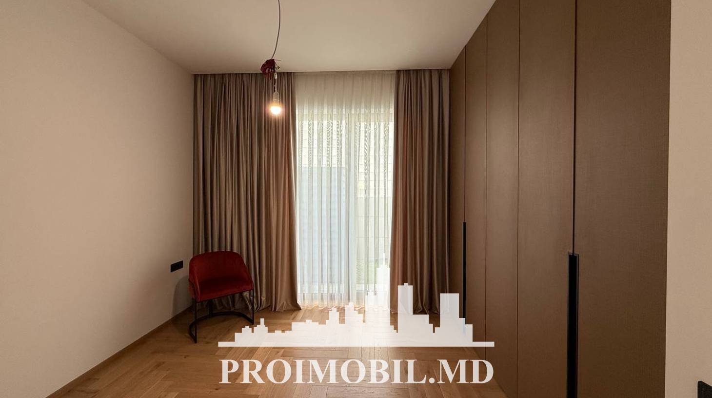 https://images.proimobil.md/LbNd0_5JNrLvkNVtdhR5CoPW3rt7vk25mrYvdWIKQPg/watermark:0.75:so:0:30:0.39/resize:fill:1460:816:1/gravity:ce/bG9jYWw6Ly8vZXN0YXRlL2xyLzM5YTc0NGVjLWU2OGQtNDU2Mi1iZTNjLTAyMWNiMDkyYmMzMS5qcGVn