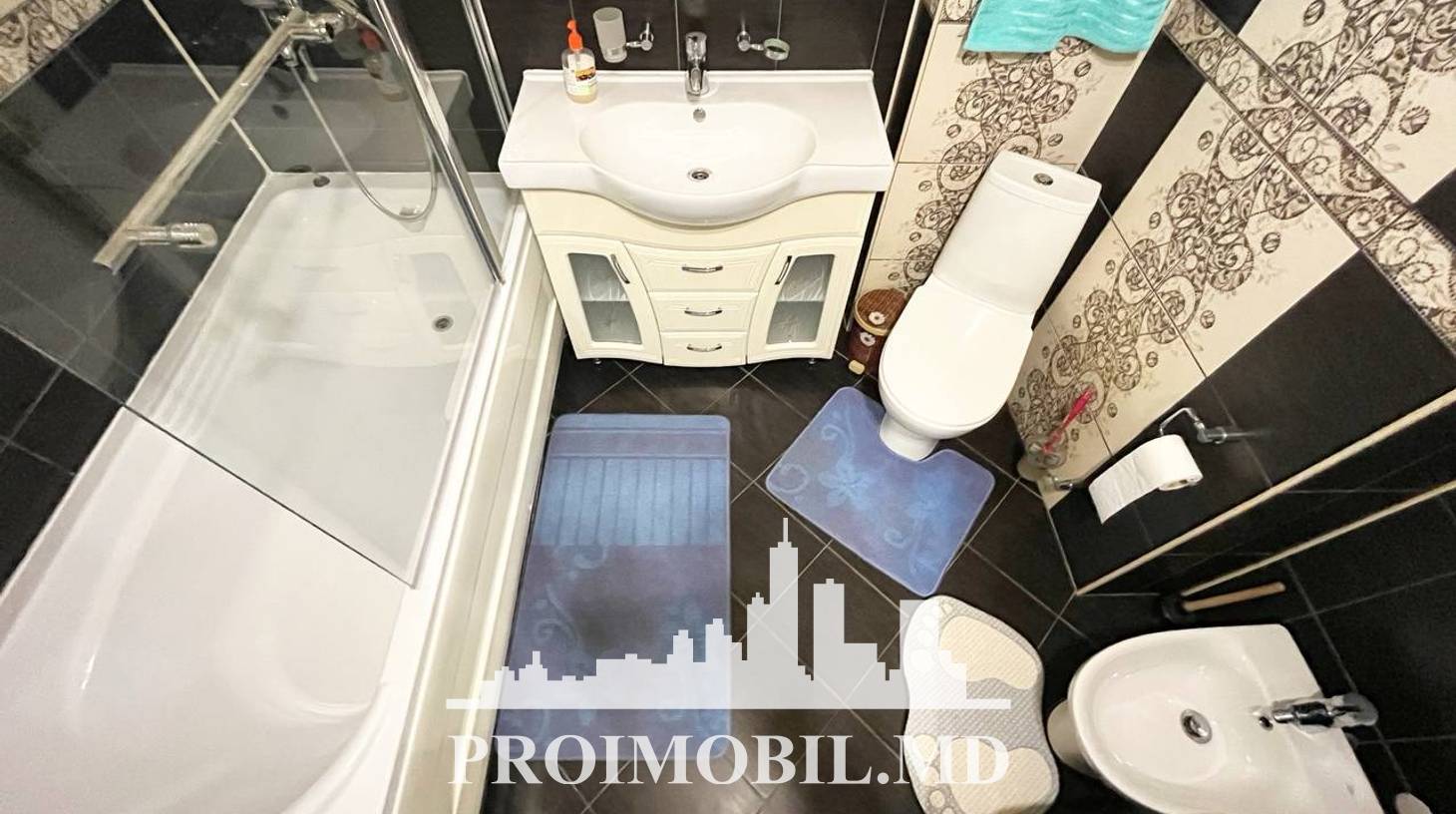 https://images.proimobil.md/LepPIAybU0W6Ao4-7cBkA4JabVZKo4h4jkiw5iygnG4/watermark:0.75:so:0:30:0.39/resize:fill:1460:816:1/gravity:ce/bG9jYWw6Ly8vZXN0YXRlL2xyL2JjM2U1MmEzLWZmMzItNGFjOC04NzMxLTQ3MmI3YmFmYjE5Yi5qcGVn