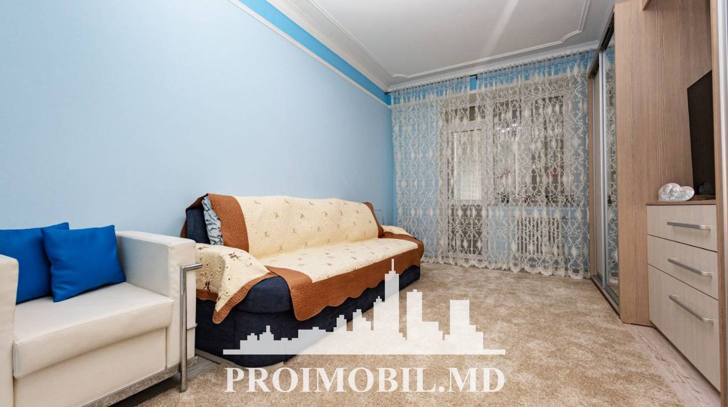 https://images.proimobil.md/LfTnjQ59W8oQi9y2-W02r8k5bCZl_Ou6ORZiGlQ_aHQ/watermark:0.75:so:0:30:0.39/resize:fill:1460:816:1/gravity:ce/bG9jYWw6Ly8vZXN0YXRlL2xyLzgzZWFlNTUzLTMyMjQtNDk3OS1iMmNjLTI3NTIyODFmNDU5Zi5qcGVn