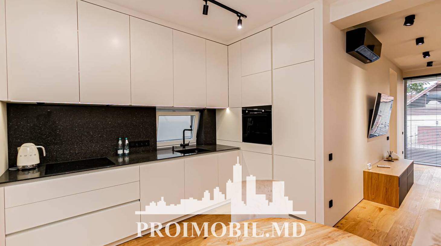 https://images.proimobil.md/Lk3SgyAMfgb3p88gXqjaiUQ3Kx7EDNCYqbS0rAiT6KM/watermark:0.75:so:0:30:0.39/resize:fill:1460:816:1/gravity:ce/bG9jYWw6Ly8vZXN0YXRlL2xyL2Y4YWY0M2FjLWFhMjMtNDAyYi05ZmM5LWUwZThkZTRlMzdhNC5qcGVn