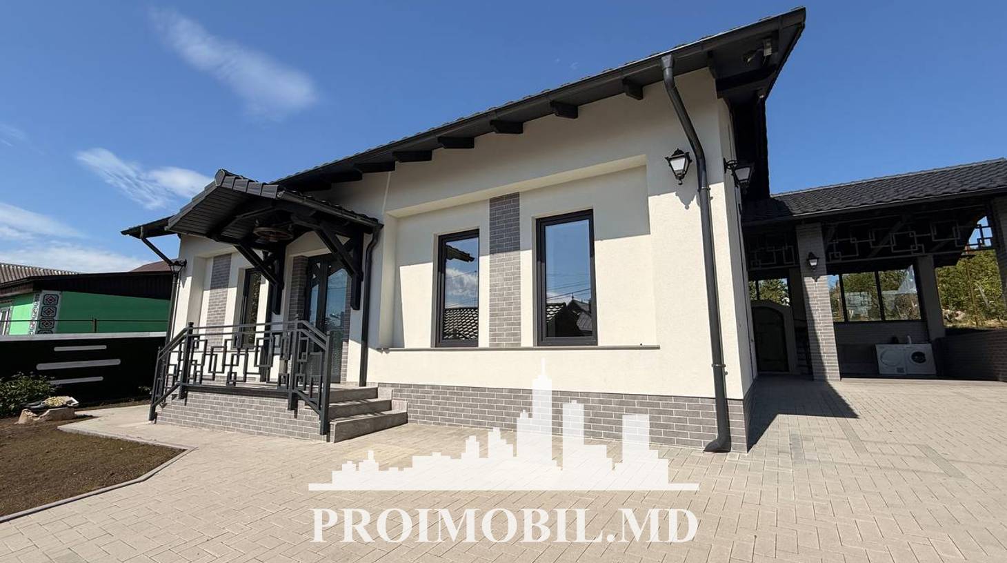 https://images.proimobil.md/Lnv8PJ_eOfg4tMRdsxPtawnSbWFceRNh_Y-AYfhTWq0/watermark:0.75:so:0:30:0.39/resize:fill:1460:816:1/gravity:ce/bG9jYWw6Ly8vZXN0YXRlL2xyLzkyZWVmZTBlLWJiNGEtNDFiMy1iOGYzLThjYmNkMWQ0NzMyOS5qcGVn