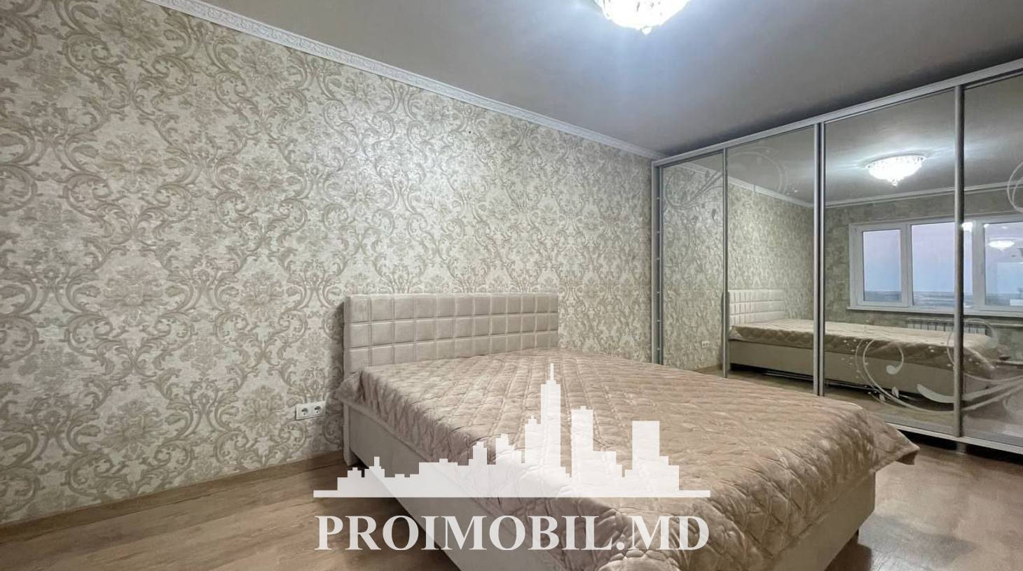 https://images.proimobil.md/Lv1Q0BIHZMLu5_JjvLIjeWRn4gU97oFicfz-6yazfdU/watermark:0.75:so:0:30:0.39/resize:fill:1460:816:1/gravity:ce/bG9jYWw6Ly8vZXN0YXRlL2xyLzMxMDZkODg5LTA2OGItNDRjMi1iODI1LWFkZjU5Mjc1OGExMy5qcGVn
