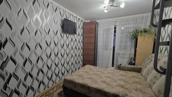 https://images.proimobil.md/Lw0PBbmIoPPQY4Xeo25jfXxFREkhbH58s9VEy5ukyYQ/resize:fill:350:198:1/gravity:ce/bG9jYWw6Ly8vZXN0YXRlL2xyL2JjOWQ1N2RlLWZkNjAtNDM0MC1iMDIyLTk5NGQyZTU1ZDNiNC5qcGVn