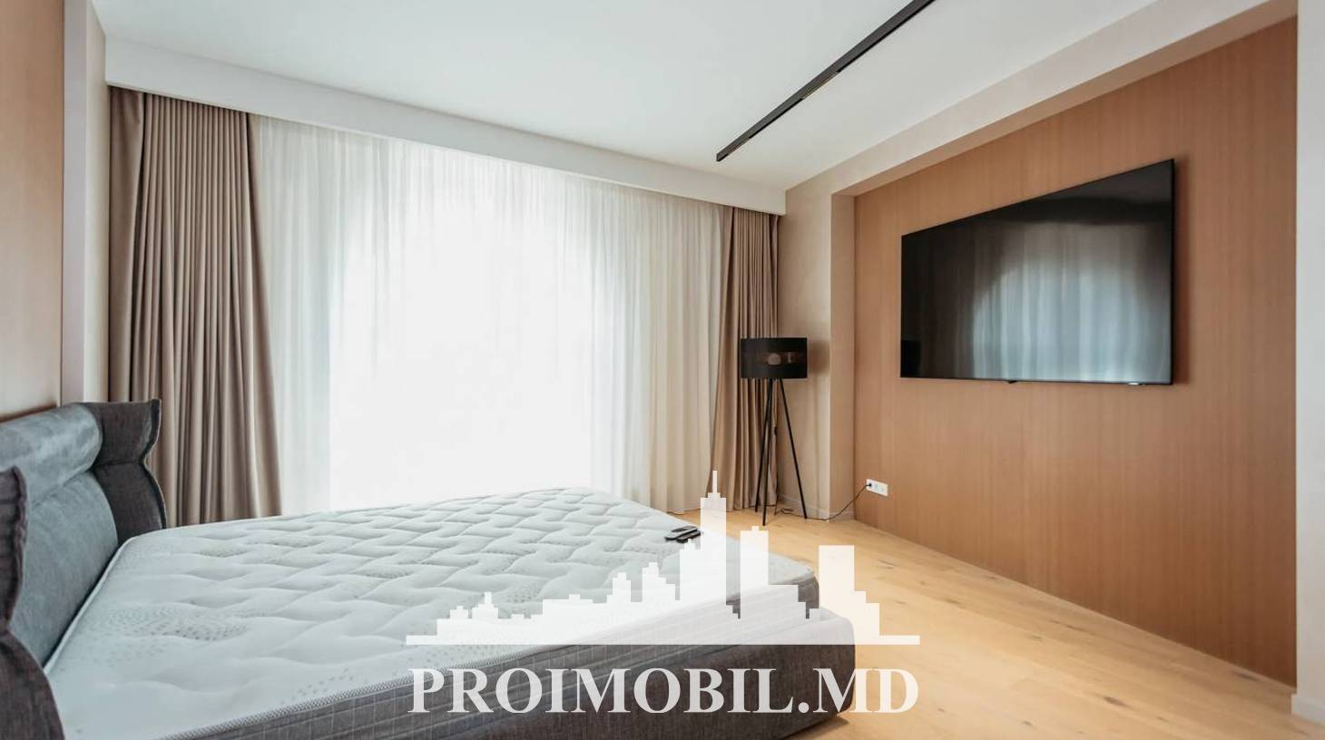 https://images.proimobil.md/LwwlXIIwqfjckxCnv35ZH4krzWDoKy9UdNaOlfC5WqM/watermark:0.75:so:0:30:0.39/resize:fill:1460:816:1/gravity:ce/bG9jYWw6Ly8vZXN0YXRlL2xyLzY1NTJmYzllLTA5ODItNGMxYi1hODMwLTVlOTUzMjE3NjVhNy5qcGVn