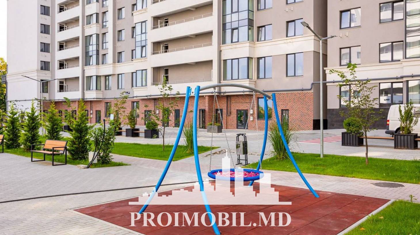 https://images.proimobil.md/Lz3fuJxgNEk5k3os6ZFIsQ438SG1FqxAI_y5QpXdSk8/watermark:0.75:so:0:30:0.39/resize:fill:1460:816:1/gravity:ce/bG9jYWw6Ly8vZXN0YXRlL2xyL2NjYjIzMThhLWMxZTYtNDE4ZC1hNmVlLTkzMGMxZTE3MGQ1Zi5qcGVn
