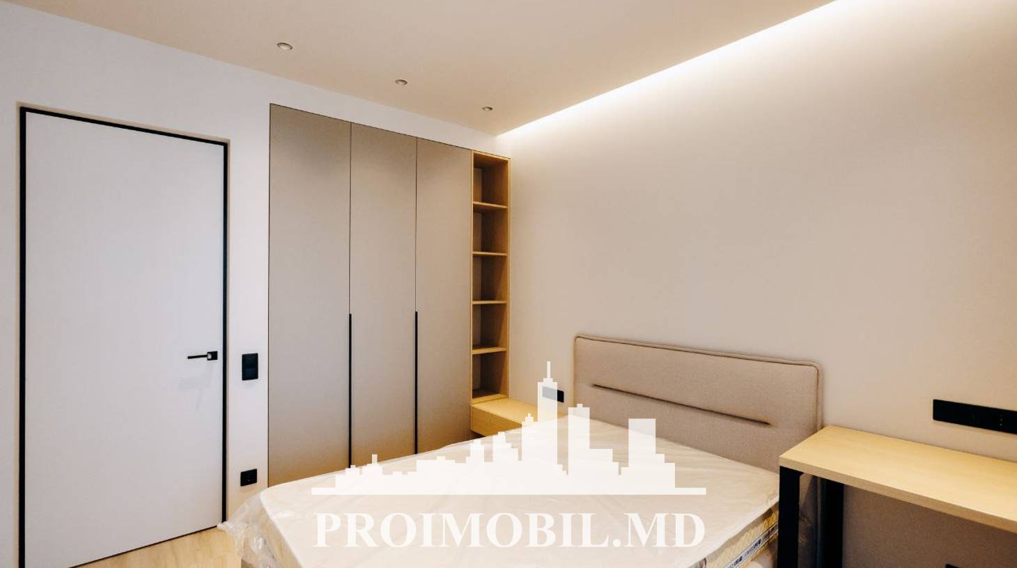 https://images.proimobil.md/Lz_QTKEVk9F5qrGEK2F4D7j0duWSnigsOV-hpCK1IUs/watermark:0.75:so:0:30:0.39/resize:fill:1460:816:1/gravity:ce/bG9jYWw6Ly8vZXN0YXRlL2xyL2FiMmYyZTkxLThhYzktNDUyZC1iODQ4LTU4MDIzODU0OTFkNC5qcGVn