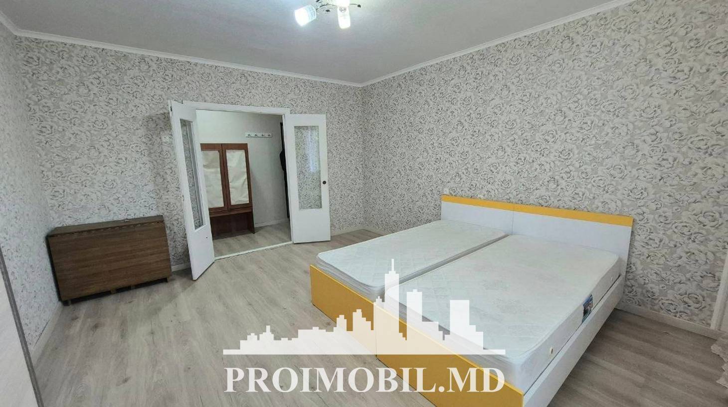 https://images.proimobil.md/LzcOjJkTfkWZ6nQ-WZlSIRn5I94tEMhAy7rUKJPEl7I/watermark:0.75:so:0:30:0.39/resize:fill:1460:816:1/gravity:ce/bG9jYWw6Ly8vZXN0YXRlL2xyL2ZiMzQwMTQ5LTFhZTctNDhhMC05MzQ1LWZhNzg0NzE1NGQ2Mi5qcGVn