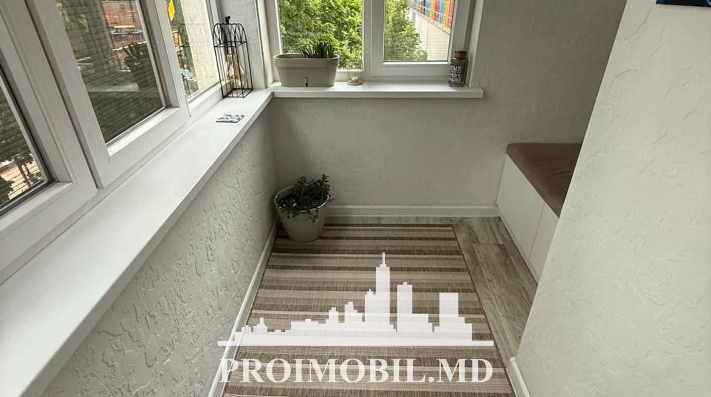 https://images.proimobil.md/LznGjCTh38XpFVQ8HwsZqTx3CBrNK516iiuTHe9MYY4/watermark:0.75:so:0:30:0.39/resize:fill:1460:816:1/gravity:ce/bG9jYWw6Ly8vZXN0YXRlL2xyL2ZlOTY4ODY2LTEwZDItNGU3Ni04YmQ0LTJiNTM0ZDNmNWVkZC5qcGVn