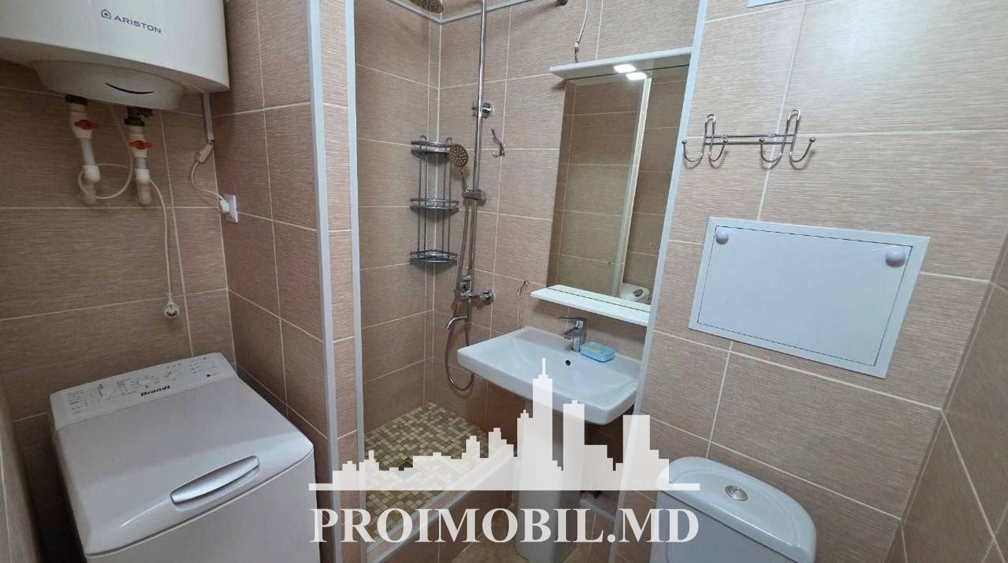 https://images.proimobil.md/M4xZO2CzbxpY3RrW2A0zFvMT7aZrltDXr3oxwB8o7EA/watermark:0.75:so:0:30:0.39/resize:fill:1460:816:1/gravity:ce/bG9jYWw6Ly8vZXN0YXRlL2xyLzVhZjkxMTJjLTc3ZmUtNDI2MS04YzQ4LTQ2Y2IxNTc5Nzk5MS5qcGVn