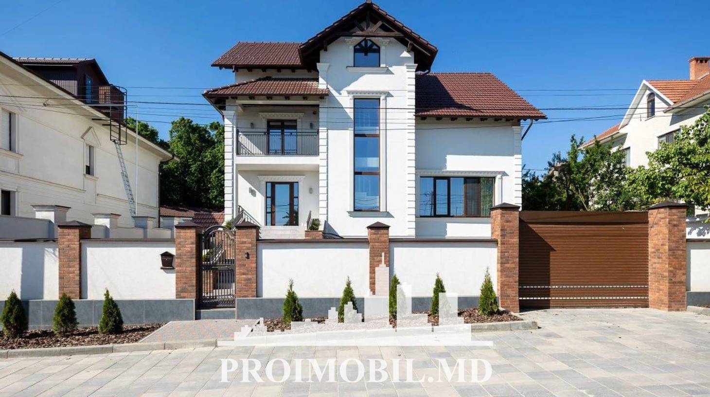 https://images.proimobil.md/M5rR5YUmNQkSVBBSq0No67nIxjo2A4PYkwG4yrB6Xp4/watermark:0.75:so:0:30:0.39/resize:fill:1460:816:1/gravity:ce/bG9jYWw6Ly8vZXN0YXRlL2xyLzhiNDI2NGFhLTk2ZjUtNDIyOC1iOWViLWNlZDA1MDE4MjY5NC5qcGVn