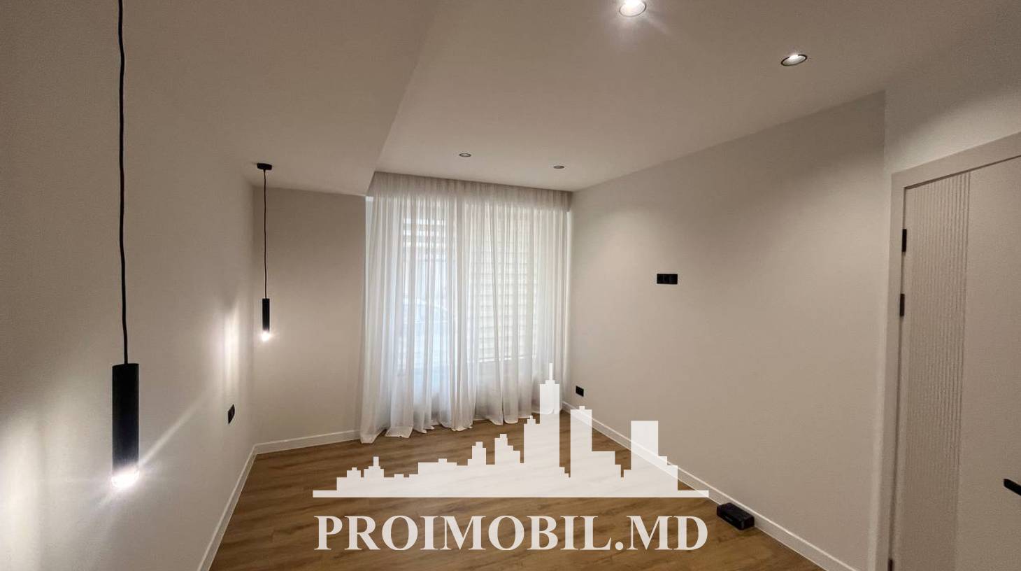 https://images.proimobil.md/M68e_9WVt_2s9rVrEEdmllzeTshwUVk2r5CRjQ-CSnI/watermark:0.75:so:0:30:0.39/resize:fill:1460:816:1/gravity:ce/bG9jYWw6Ly8vZXN0YXRlL2xyLzc3NzdjY2NkLWZlNjEtNGM1Yi05NzQ2LTRkMjY3NjIxZTFmMC5qcGVn