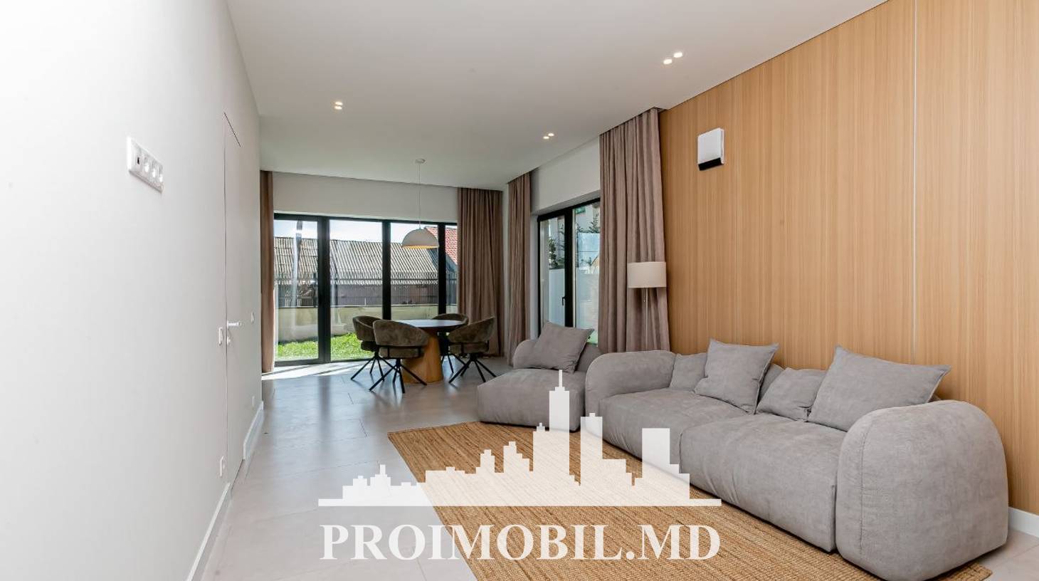 https://images.proimobil.md/M8zTJrVrrcedp8Gb-4xpg9QLBJhlW3EG6d74gN3PHuk/watermark:0.75:so:0:30:0.39/resize:fill:1460:816:1/gravity:ce/bG9jYWw6Ly8vZXN0YXRlL2xyL2EwYjI2MTVlLTZhZGEtNDcxZC1hMzc1LWFmMzJhZGEwNDhiZS5qcGVn
