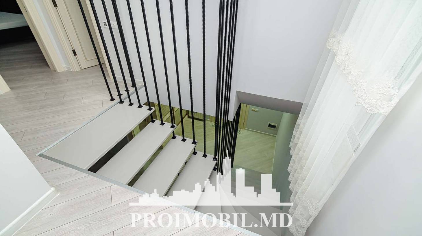 https://images.proimobil.md/MAvXkAyDaCHVaewx-C44IGWkIrlHbrzhq8QO6hqHkX0/watermark:0.75:so:0:30:0.39/resize:fill:1460:816:1/gravity:ce/bG9jYWw6Ly8vZXN0YXRlL2xyLzkxYWM3OTY3LTliMTItNGQ4Ny1hODM4LTg0ZTQzZWMwYzMyNC5qcGVn