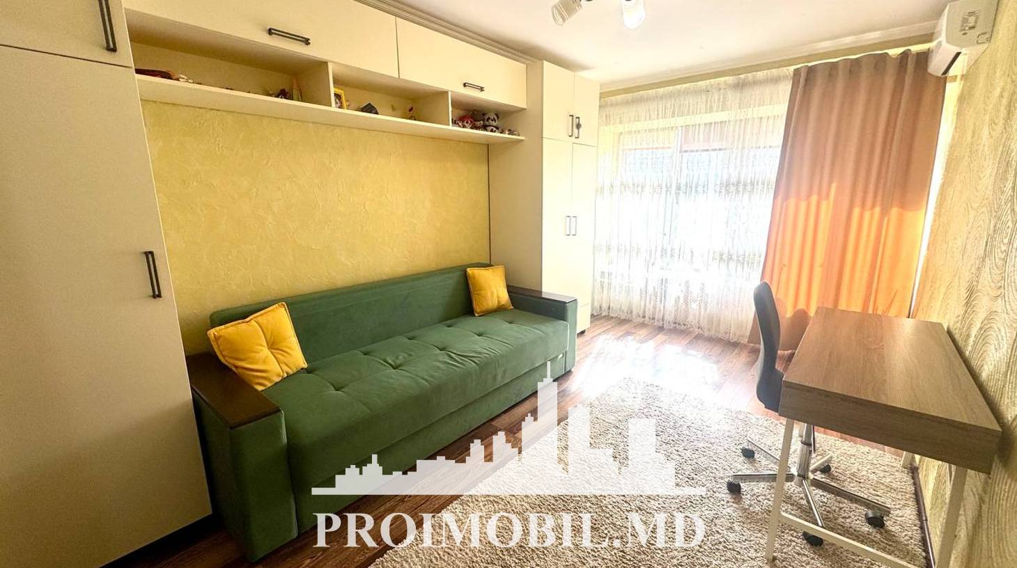 https://images.proimobil.md/MBnZSbN_JVVtTaqvgJOSFuWWmzA8-2bQ8G0N2Qaqmy0/watermark:0.75:so:0:30:0.39/resize:fill:1460:816:1/gravity:ce/bG9jYWw6Ly8vZXN0YXRlL2xyLzM3ODEwZDhjLTNkZGQtNDBmMi04YTVmLTQ3NGZmMjYzYzRmOC5qcGVn