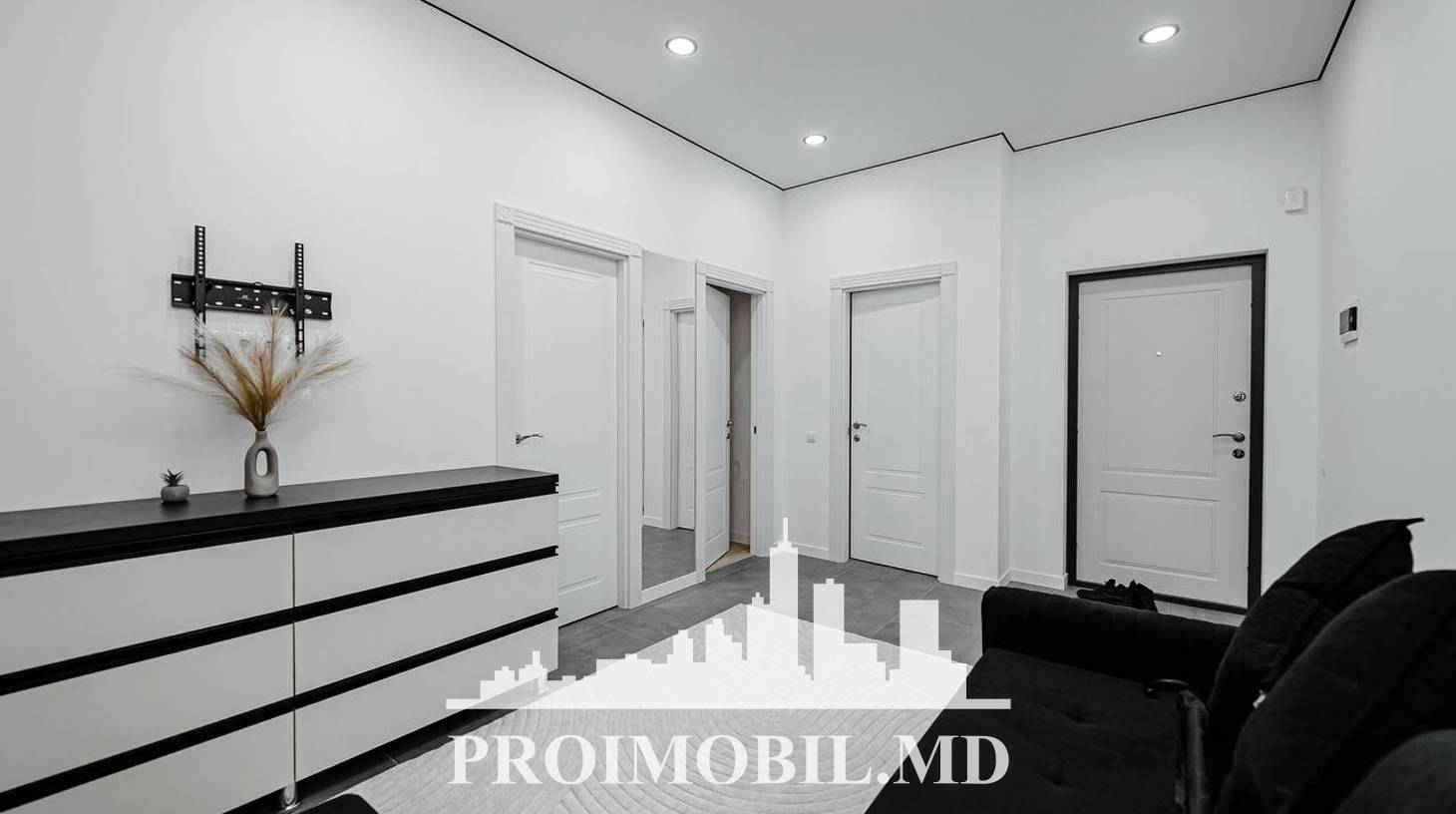 https://images.proimobil.md/MCF3f0iGwQ9XrrnkZLz9MltN2VAvQSLGVcuN_9mgRRM/watermark:0.75:so:0:30:0.39/resize:fill:1460:816:1/gravity:ce/bG9jYWw6Ly8vZXN0YXRlL2xyL2ZlOWZmZmI2LTYwZWQtNGE5My04MGYwLWQ0OGYxZTEyMGM4NC5qcGVn
