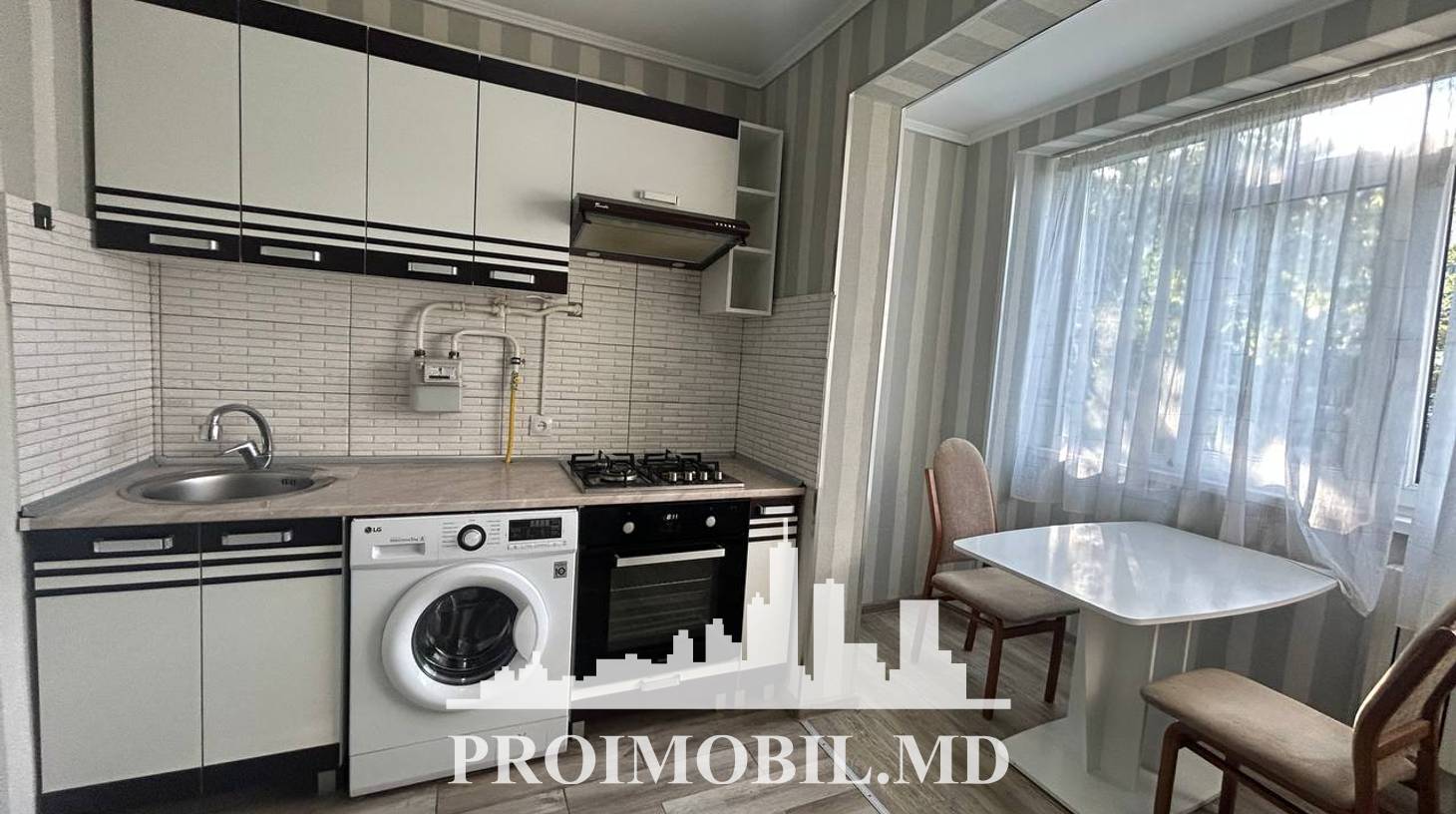 https://images.proimobil.md/MCgHdHCrxIuel7uOs1QbVoSL4vs9JXQMNrh3lLLXvts/watermark:0.75:so:0:30:0.39/resize:fill:1460:816:1/gravity:ce/bG9jYWw6Ly8vZXN0YXRlL2xyL2QzMGM4MDkxLWRmZDktNGIxNS1iMjQ1LWI5MGFjYjZmZTRmZi5qcGVn