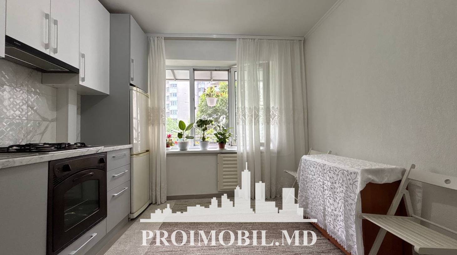 https://images.proimobil.md/MCmuGqeOmbUiFYNhh_hdhJe-Qi9OjLAguP8wG4sg8lE/watermark:0.75:so:0:30:0.39/resize:fill:1460:816:1/gravity:ce/bG9jYWw6Ly8vZXN0YXRlL2xyL2NlZmE5MDNiLTUxMmUtNDc3Yy1hNmFlLWNjM2UzOGFmYzVlMy5qcGVn
