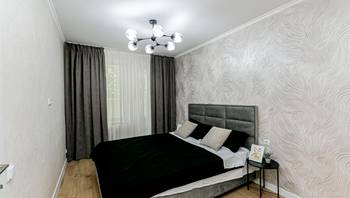 https://images.proimobil.md/MEk4useWUVG7SlT4seScZSJxvSeLeaELInJRlzQ_7IY/resize:fill:350:198:1/gravity:ce/bG9jYWw6Ly8vZXN0YXRlL2xyLzFmYjBlYWFkLWVkYTQtNDYyNS05ZjJkLWZmYzk4ZjU4YjkzNi5qcGVn