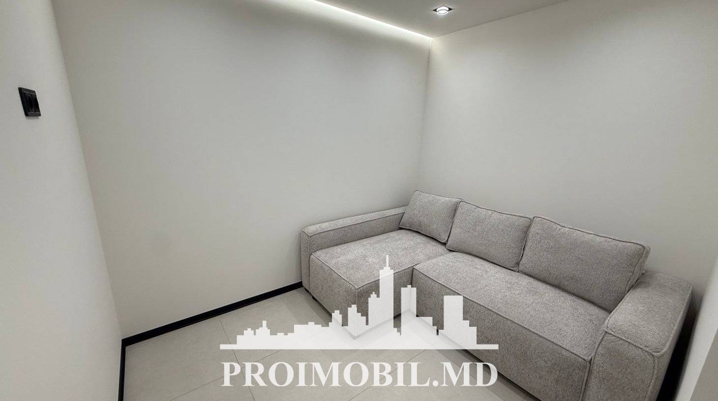 https://images.proimobil.md/MEkCBwXN7T9u9Z8FkuiGLbjvYDCzIeOBAl0ZdVlDxQU/watermark:0.75:so:0:30:0.39/resize:fill:1460:816:1/gravity:ce/bG9jYWw6Ly8vZXN0YXRlL2xyL2Y1ZjllNmY2LWZmOTctNDk3My1hZjNhLWIzMGVkZGQ1MGQxNy5qcGVn