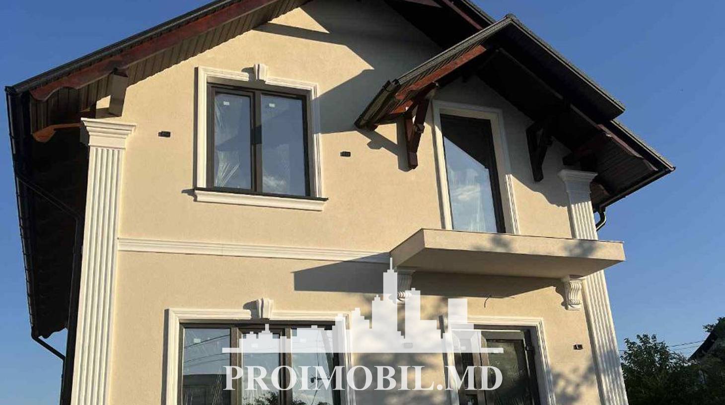 https://images.proimobil.md/MFrd6F2sqD6U3ppAkzxWSfkt2J6xzfJwpgqgADo8xtQ/watermark:0.75:so:0:30:0.39/resize:fill:1460:816:1/gravity:ce/bG9jYWw6Ly8vZXN0YXRlL2xyL2I1NDQ5NjkyLTk3YjMtNDgwYS04NWEzLWMyYzRmMWM5YzBkYS5qcGVn
