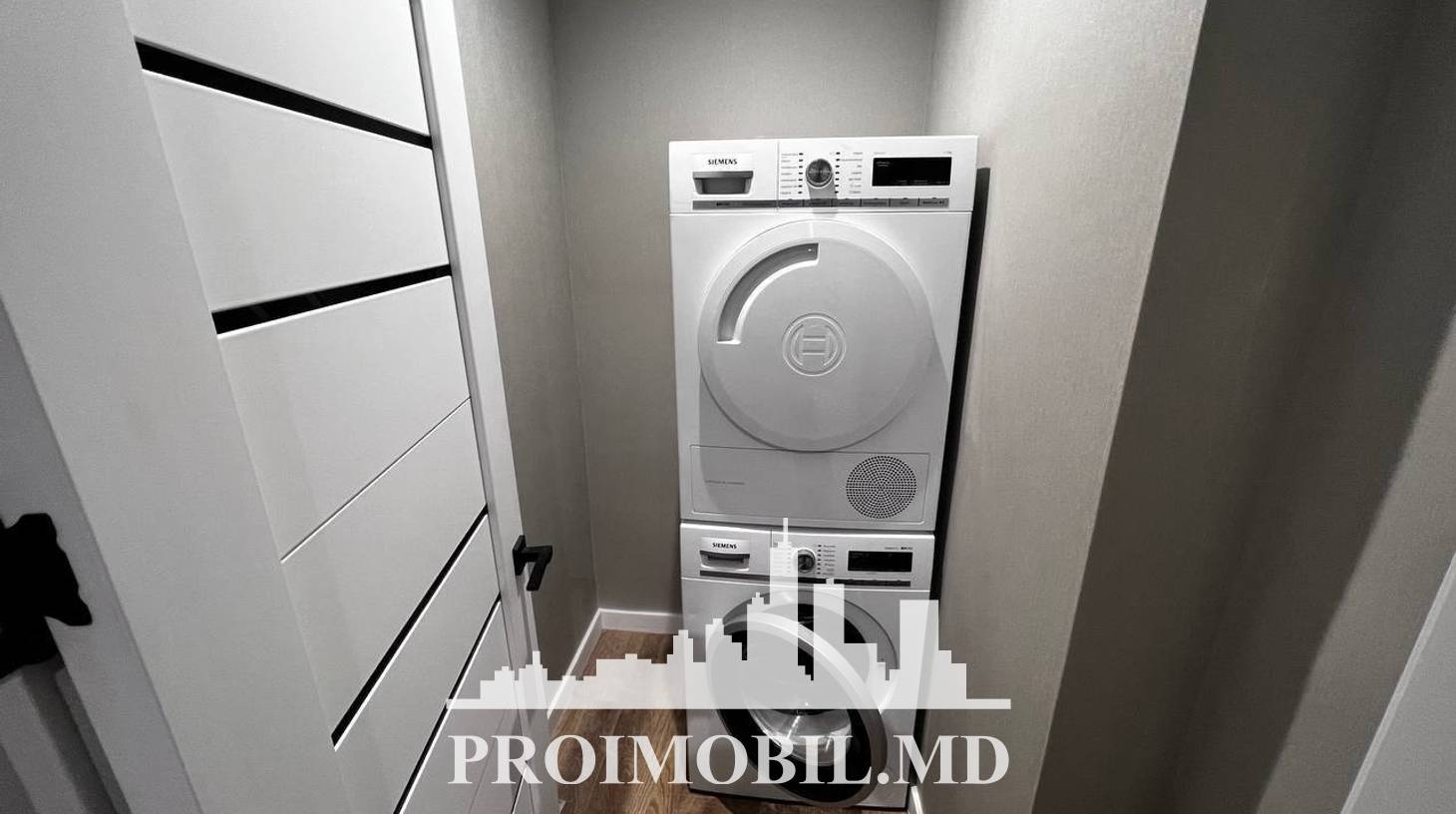 https://images.proimobil.md/MGHVIxZ0m52gGxcZ7B28Xd5mYT3S4qfE3cdyU42c4bs/watermark:0.75:so:0:30:0.39/resize:fill:1460:816:1/gravity:ce/bG9jYWw6Ly8vZXN0YXRlL2xyL2FhOGI3NDhhLTMyMzAtNGNjNS05Nzk2LTU1YWEyYTgwNDVjMS5qcGVn