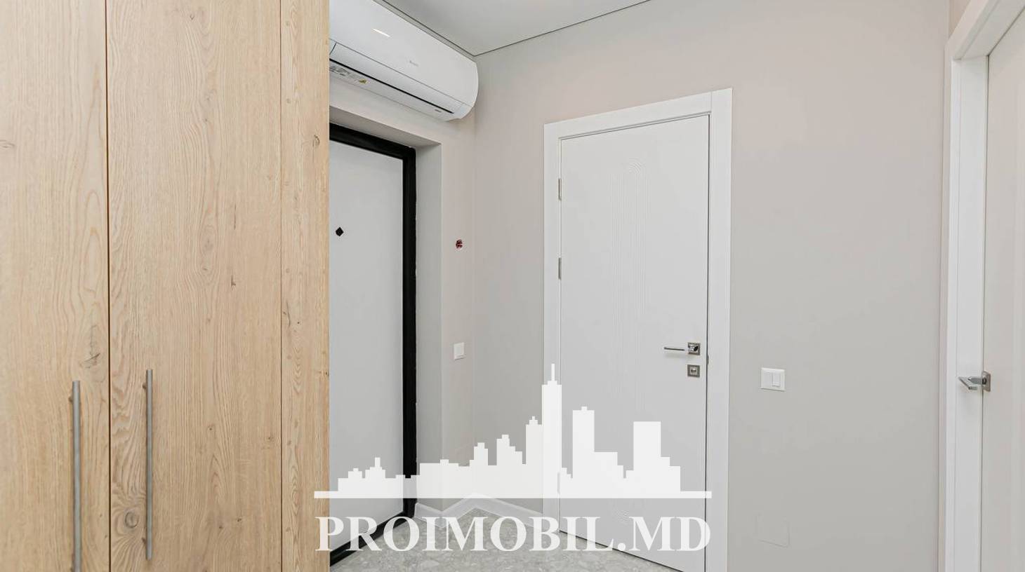 https://images.proimobil.md/MIW8yq-BMvdyz0NEHuIZP7LUQr4Mvg-1qf0HQRJyD6o/watermark:0.75:so:0:30:0.39/resize:fill:1460:816:1/gravity:ce/bG9jYWw6Ly8vZXN0YXRlL2xyL2UyMzliOTgyLTUyMzEtNGM1Ny1hMzNkLTBhZDJiYjczMzkzMC5qcGVn
