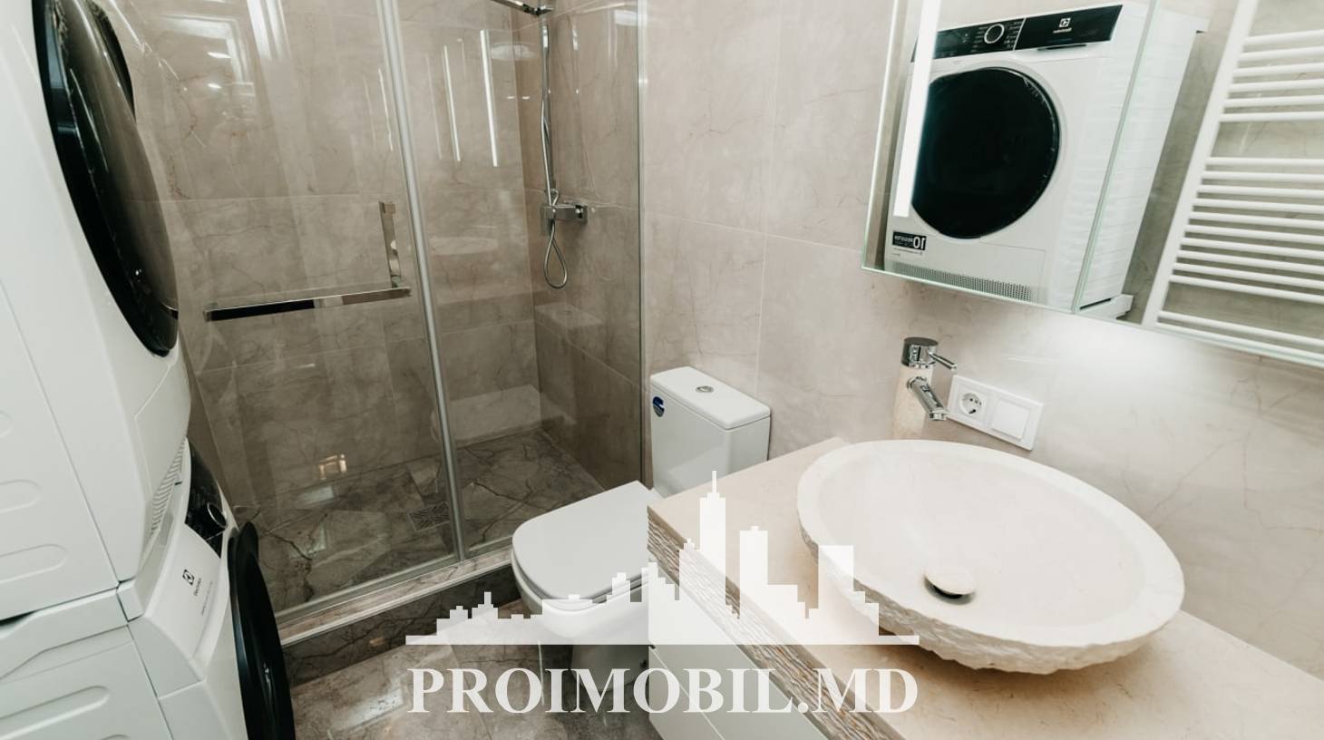 https://images.proimobil.md/MKyMi5-iwSPBsv19cf_PpSthQgVp_vOQPdzJ7w7IZV4/watermark:0.75:so:0:30:0.39/resize:fill:1460:816:1/gravity:ce/bG9jYWw6Ly8vZXN0YXRlL2xyLzU4MTM1YzJhLWZmMDktNGQ4Yi04MmUzLWI2ZjI0M2JhMDRlOC5qcGVn