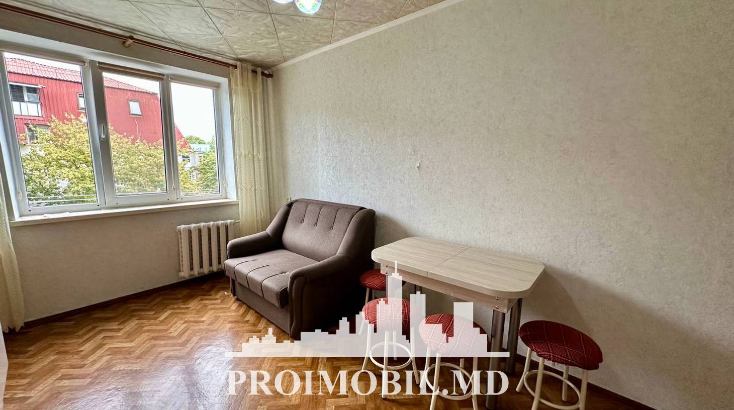 https://images.proimobil.md/MLf0Q7i41EPGJEUVq3us0eBfl_AARfUxpqp72fewGWU/watermark:0.75:so:0:30:0.39/resize:fill:1460:816:1/gravity:ce/bG9jYWw6Ly8vZXN0YXRlL2xyL2E0NmE0OTMyLWRkNmYtNGI1MS1hMTgzLWRiY2JiNjRkZTVlYi5qcGVn